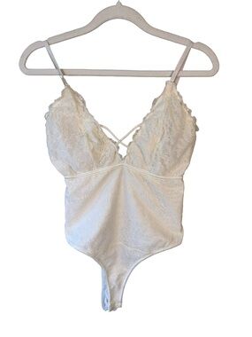 Revamped White Lace Plunge Bodysuit Size M Boho Cottagecore Festival Y2K Bridal